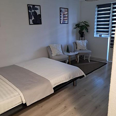 Radu'S Room Curtea de Argeş Екстериор снимка